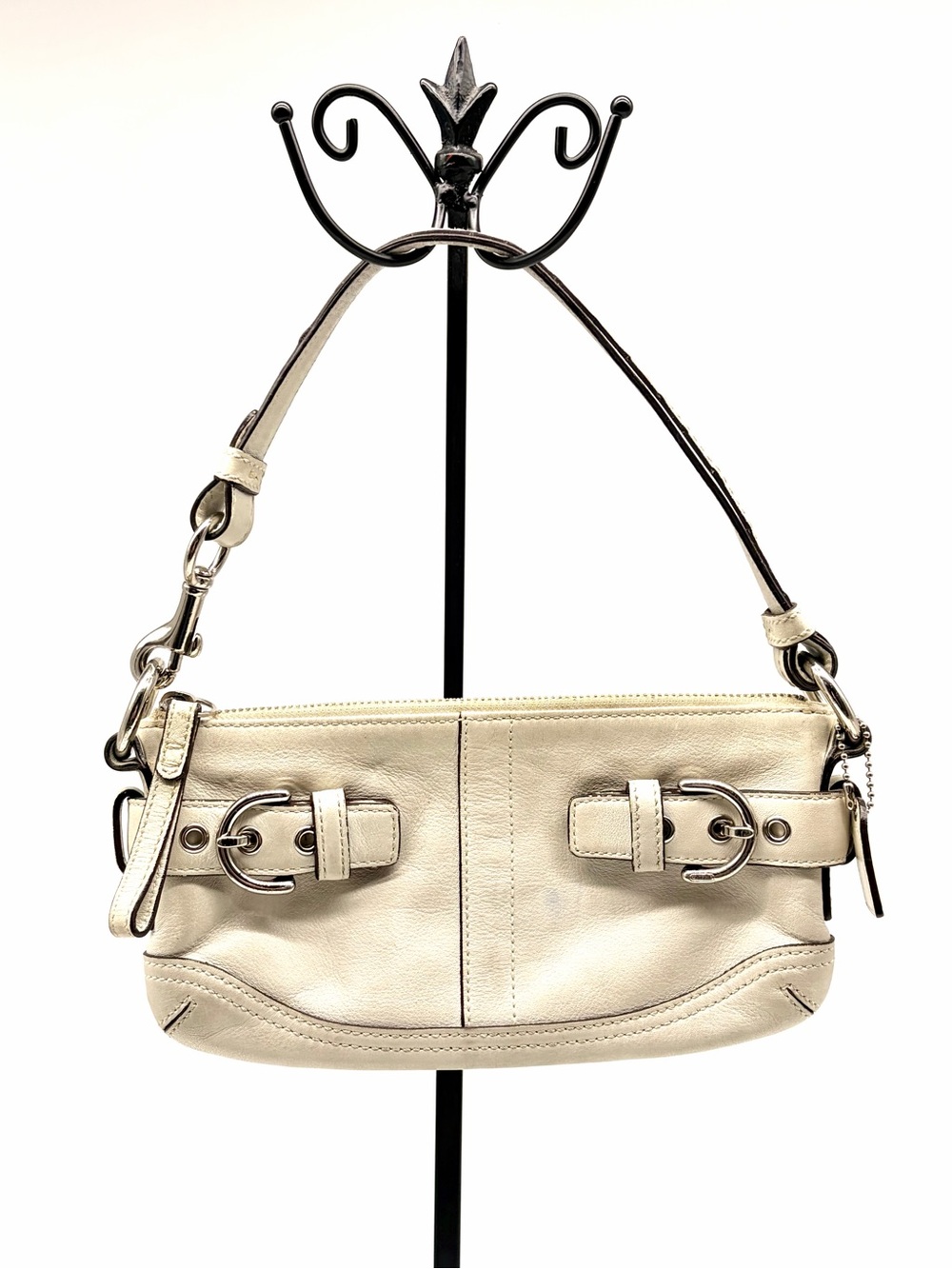 COACH Cream White Leather Shoulder Bag with Buckle Accents Y2K Small